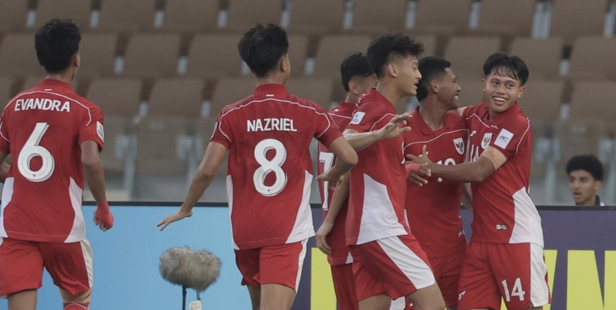 最后时刻胜出引爆全场！，Karsa意外战胜SKT引发球迷热议