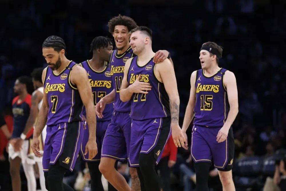 亚博-表现优异引发热议！，东契奇在澳大利亚队比赛中出色发挥热度持续攀升-亚博