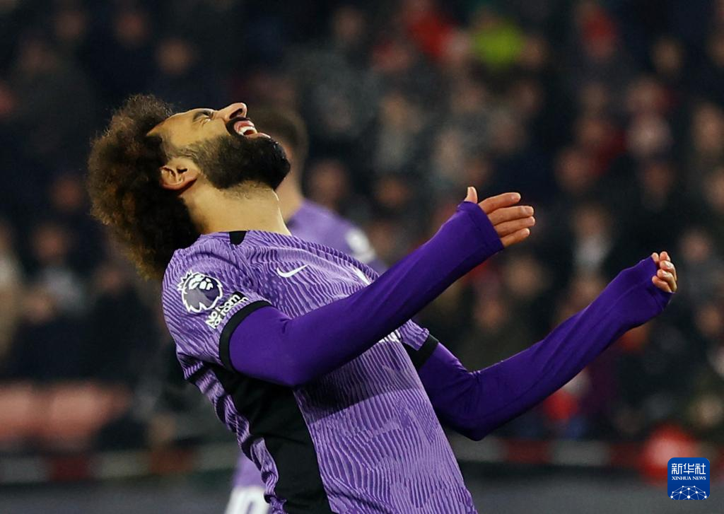 亚博体育官网-利物浦主场大捷,球员赛后激动庆祝胜利,就是活动计划经营.-亚博体育官网