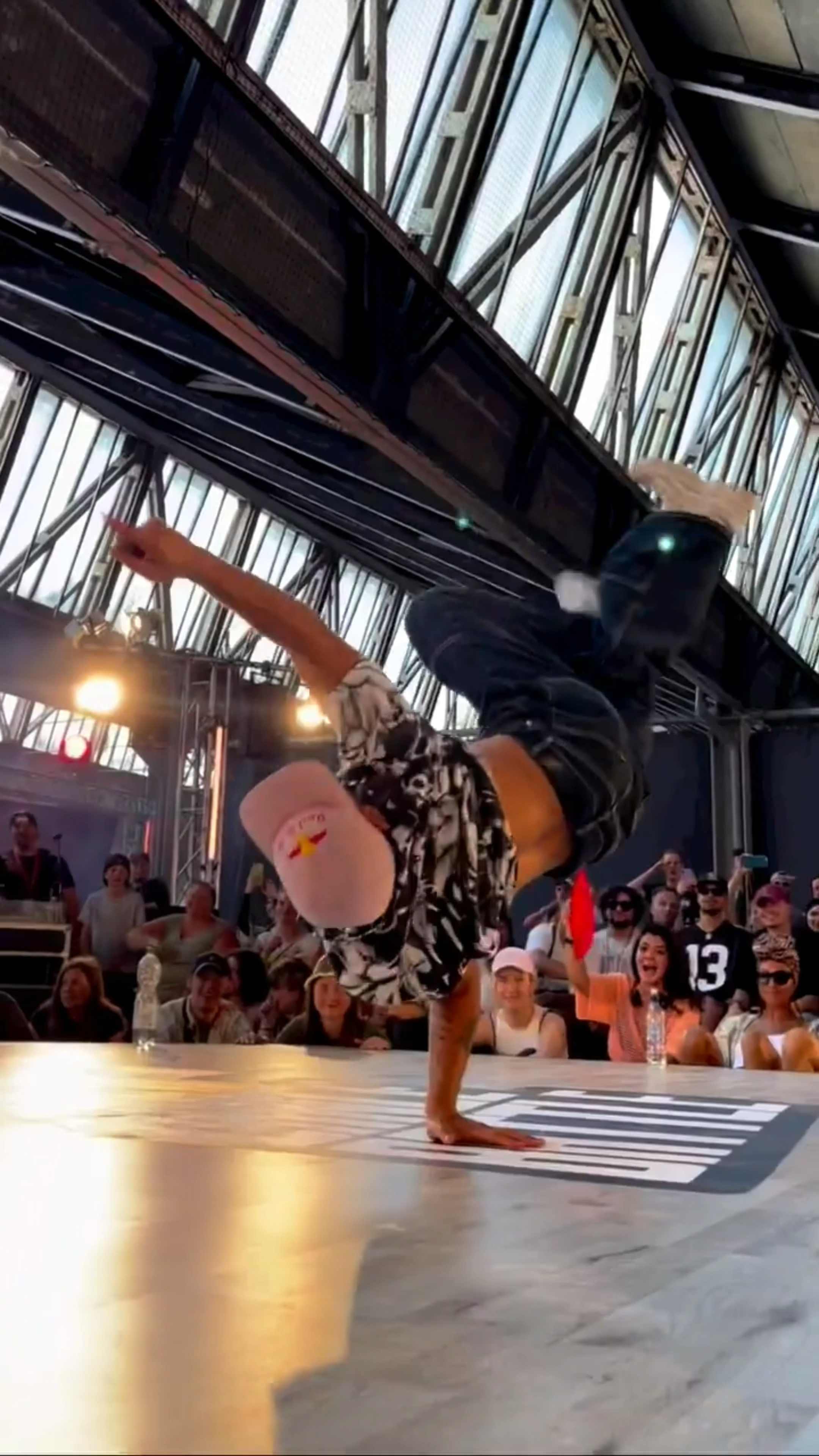 Yabo Sports-关于比赛规则变更首场状态出色，独行侠观众沸腾！，Scout重返赛场赢得满堂喝彩的信息-Yabo Sports