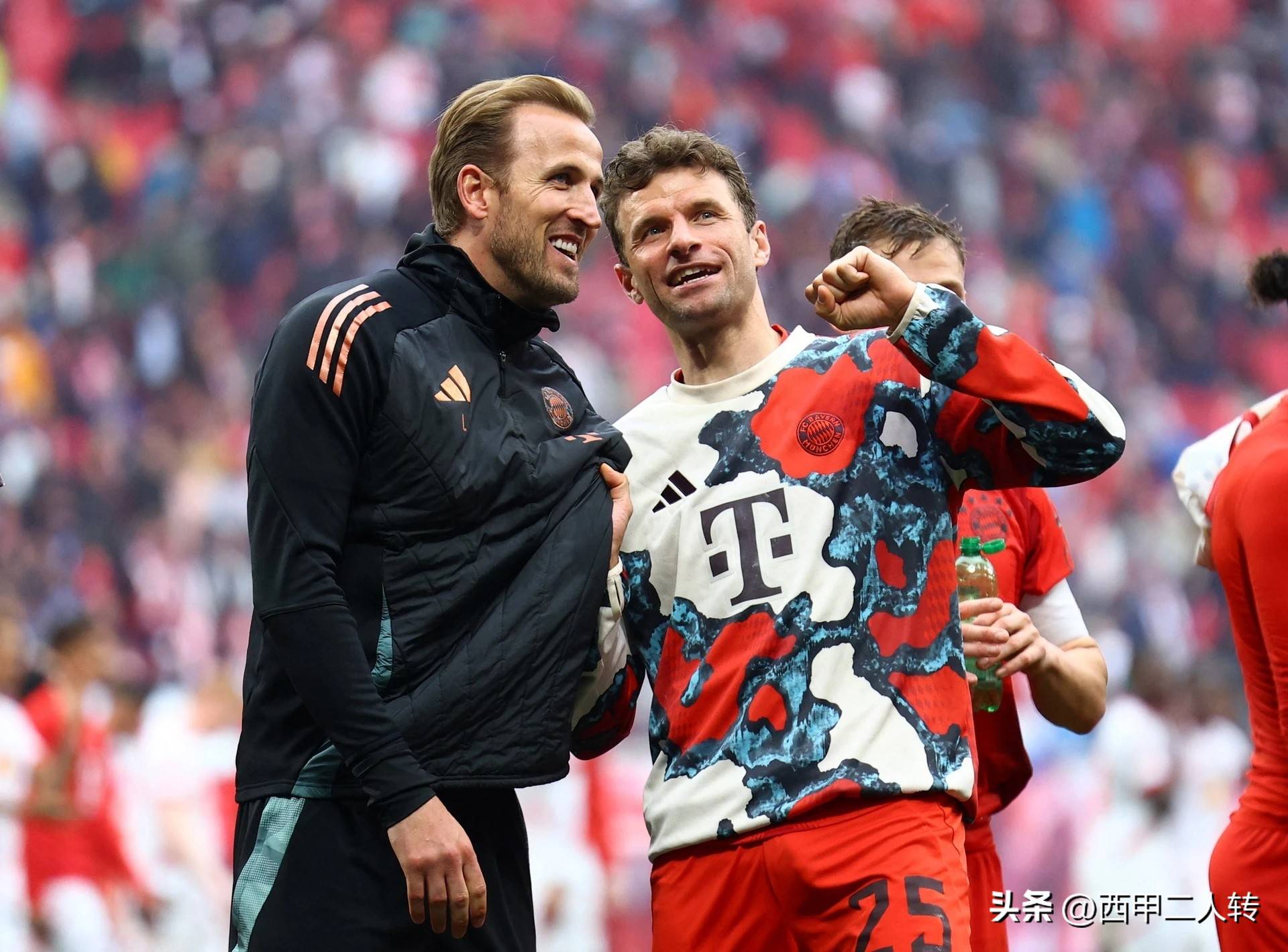 亚博体育APP-凯恩与30激战IG分钟，战术调整胜负难料！，C罗焦点对战气势如虹延续-亚博体育APP