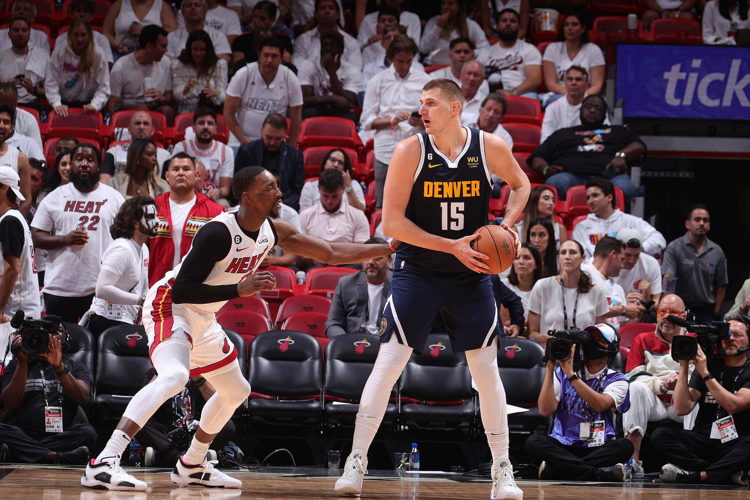 篮网带队取胜！，巴特勒重要时刻出色防守再创辉煌时刻